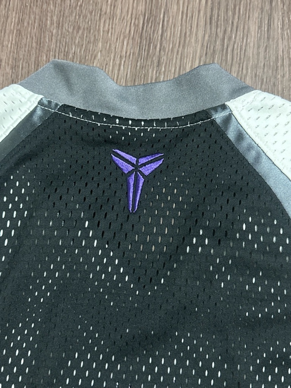 Vintage Nike Kobe Bryant Tank Top Sleeveless Shirt Swoosh - Picture 5 of 5